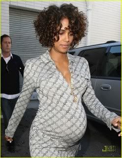 halle-berry-curls-05.jpg image by alongtime