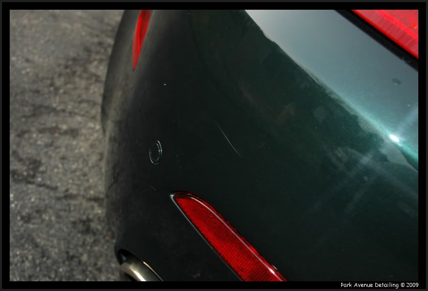 AstonMartinV8Vantage014.jpg