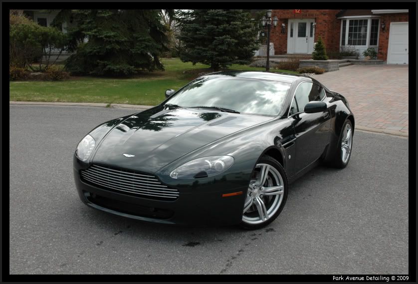 AstonMartinV8Vantage043.jpg