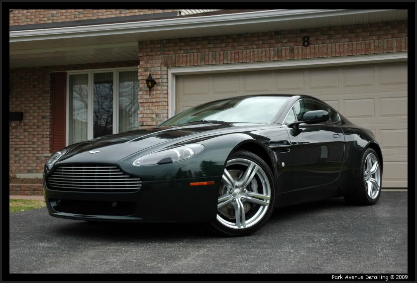 AstonMartinV8Vantage114.jpg