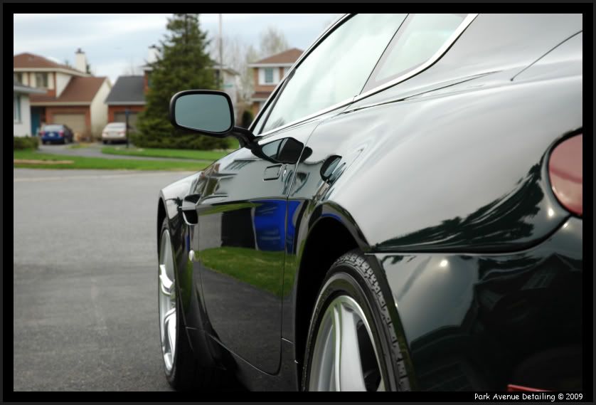 AstonMartinV8Vantage140.jpg