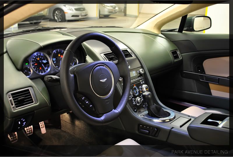 Aston9.jpg