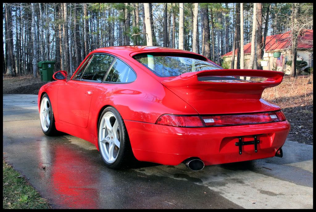 porschegaurdsred.jpg