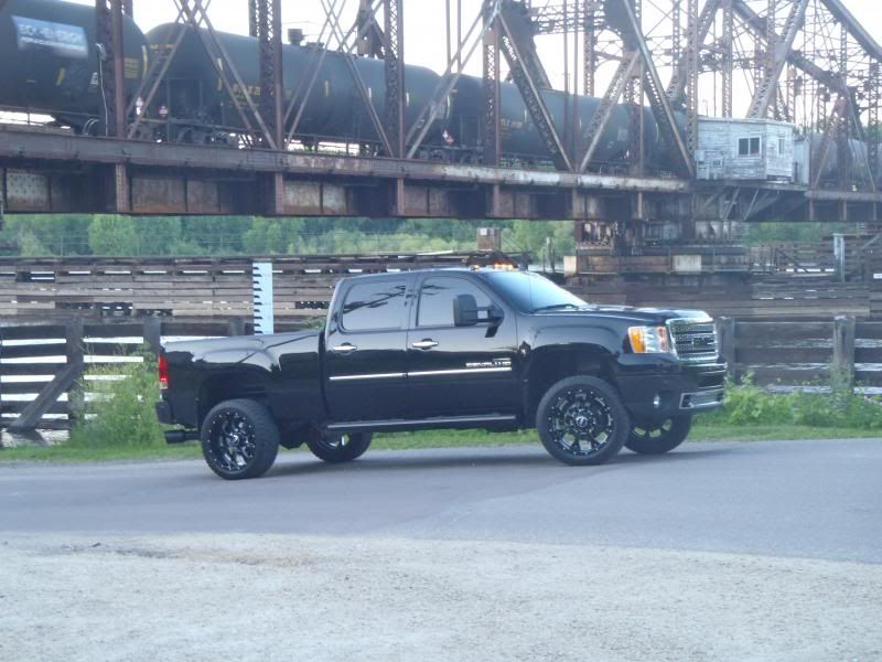 June Rotm Poll Trucks And Trains Chevy And Gmc Duramax Diesel Forum