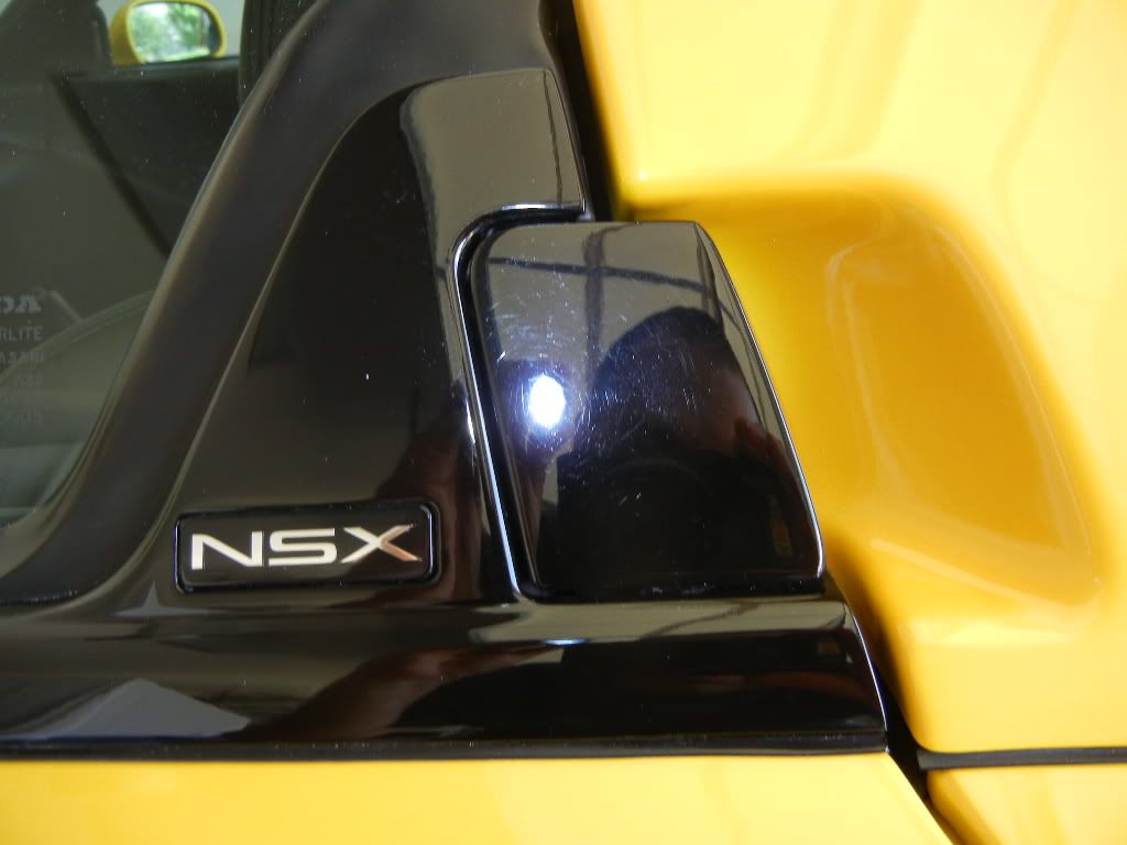 Swirlsonpianoblackdoorhandle.jpg