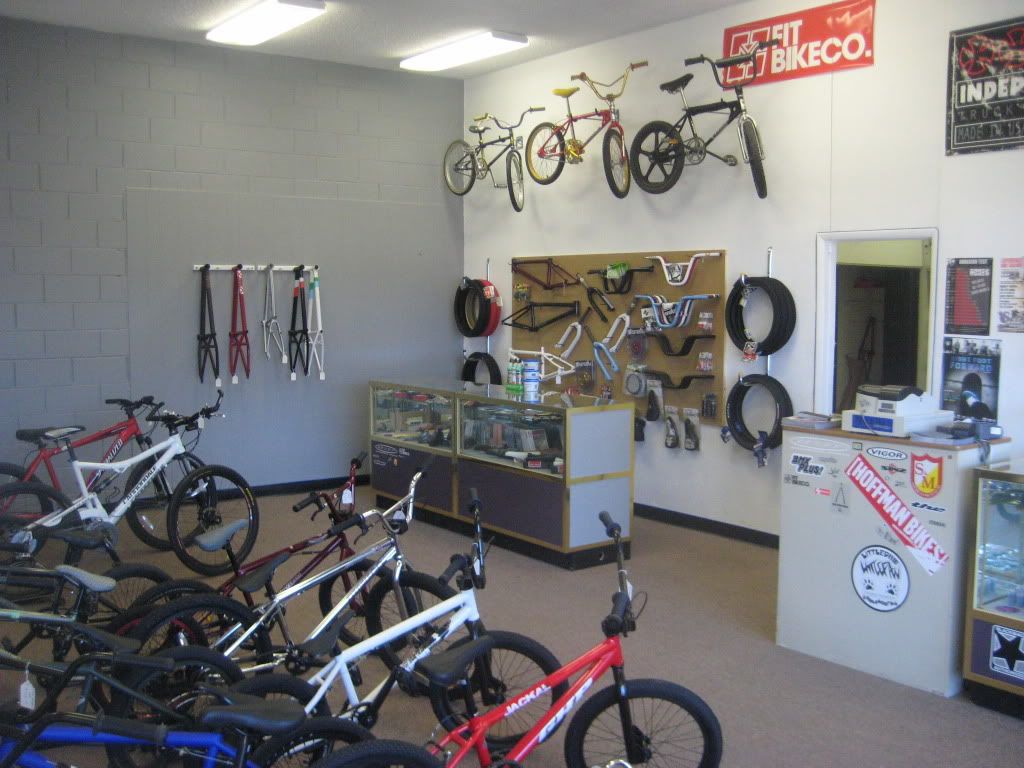 Ladies and Gentlemen, I present........KD Bike and Board BMXmuseum