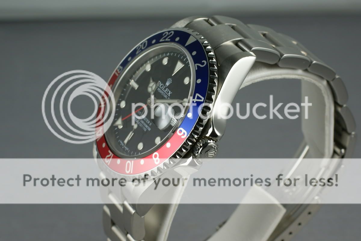 Rolex GMT Ref 16710 M serial with 3186 movement with box and papers 